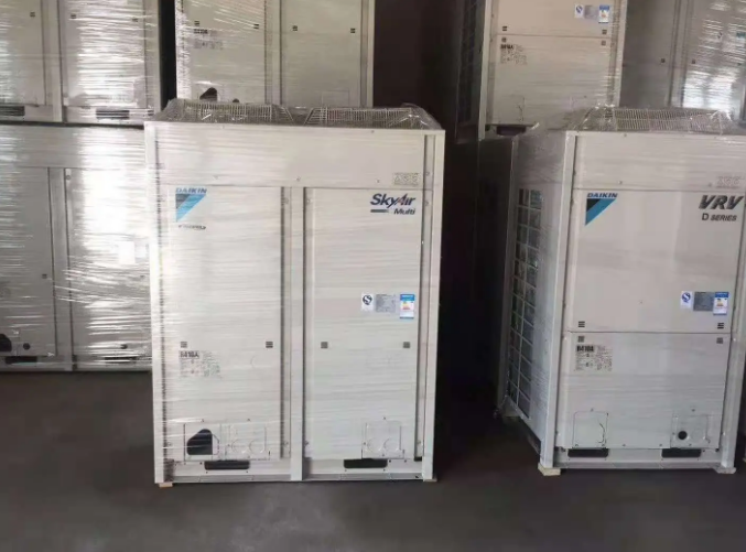 成都專業(yè)回收二手空調(diào)，柜掛機，風管機，學校中央空調(diào)